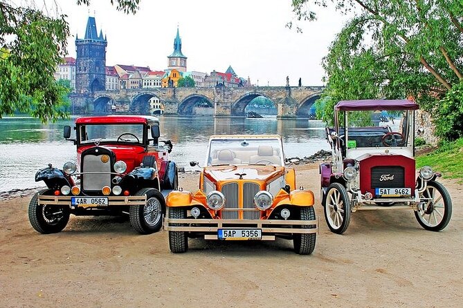 1 hour Old timer Convertible Prague Sightseeing Tour - Key things that make this tour work