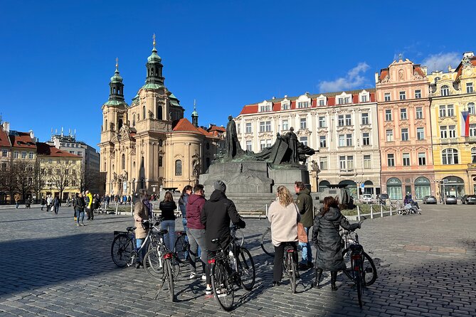 3-hour Complete Prague Bike Tour - Across the river to Kampa Park and Museum Kampa