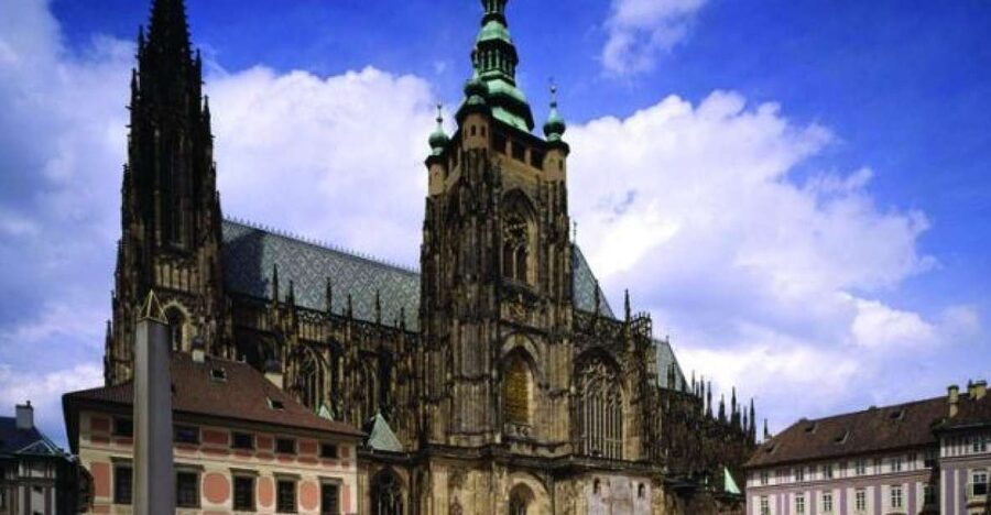 3-Hour Prague Castle & Interiors Tour - Descending to Lesser Town and the Finish Near Charles Bridge