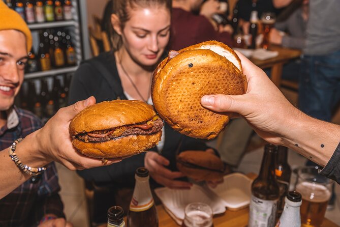 Alternative bar tour with dinner in the art district - Quick reasons this alternative bar-and-dinner night works