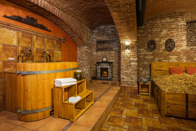 Beer bath Spa for 2 people/ 1 tub - 1,5 hour Activity in Prague - Beer bath Prague, the real idea behind the soak