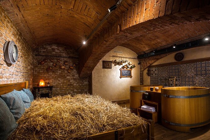 Beer bath Spa for 2 people/ 1 tub - 1,5 hour Activity in Prague - Price and value: what $156 means for a private Prague spa moment