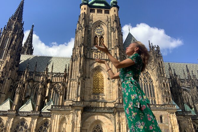 Best of Prague Private Tour with PERSONAL PRAGUE GUIDE - Old Town Square and the Astronomical Clock show in real time