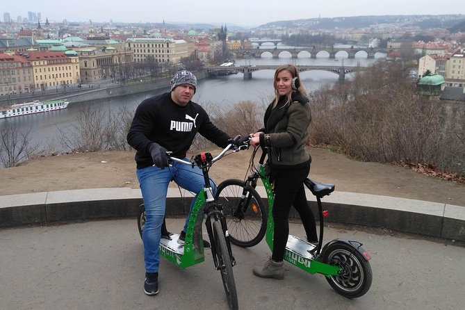 Best Prague Viewpoints: Guided E-Scooter Tour - Lennonova zeď: the Lennon Wall signature moment