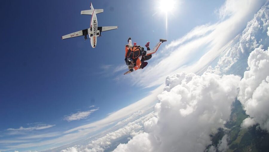 Best skydiving close to Brno and Olomouc - Before you fly: suit up, harness on, and a briefing that reduces the unknown