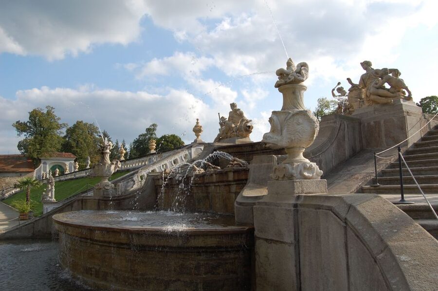 Český Krumlov: 2 Hour Private Walking Tour with Guide - Choosing castle interior tickets after the 2-hour walk