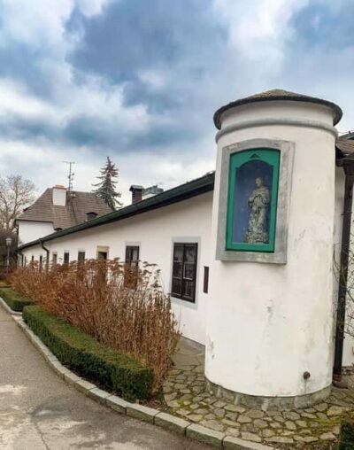 Cesky Krumlov (CK) Day Trip from Prague (hotel pick up)