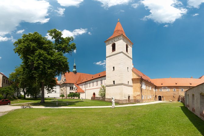 Český Krumlov Free Tour - Should You Book the Český Krumlov Free Tour?