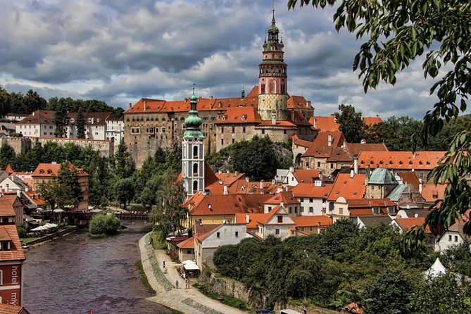 Cesky Krumlov Full day tour from Prague and back - Is the price good value at about $140 per person?