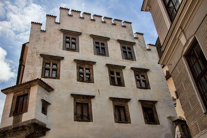 Cesky Krumlov Private day trip from Prague with Lunch and Castle admission - Best for couples, families, and anyone who hates wasting time