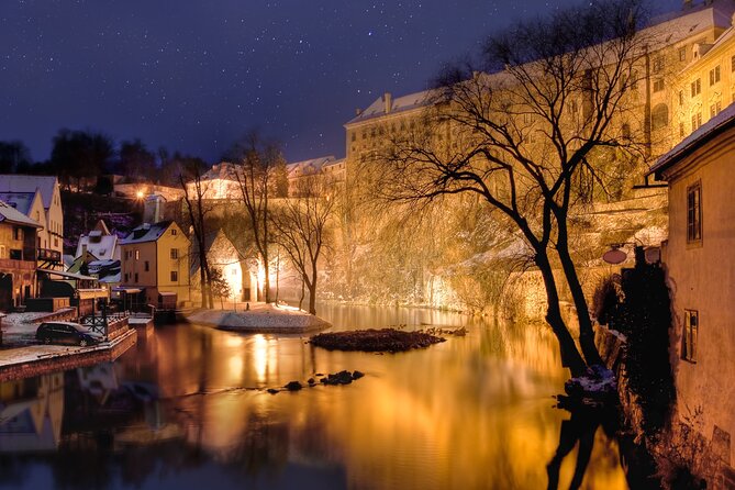 Cesky Krumlov Tour 4 hours - Church of St. Vitus in 10 Minutes: Baroque Details Without the Rush