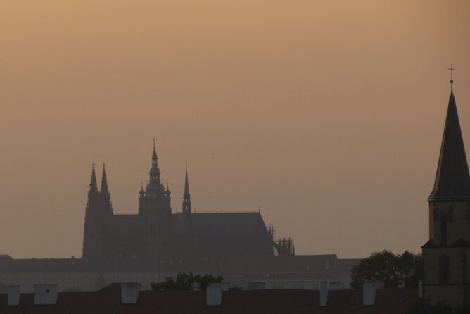 Charles Bridge and Prague Castle Walking Tour - The Guide Matters: Ian Nascimento, Katherine, and Dylan’s Style
