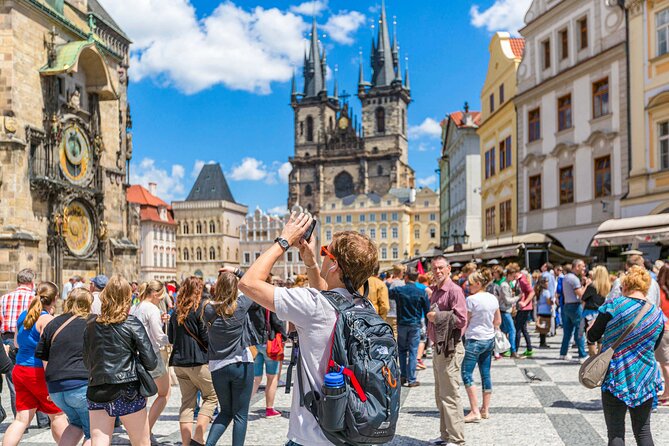 Charles Bridge & Old Town Prague Tour with Audioguide - Josefov Jewish Quarter: Old-New Synagogue and cemetery context