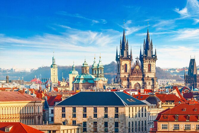 Charles Bridge & Old Town Prague Tour with Audioguide - Rudolfinum and Prague Castle: from music to the political heart