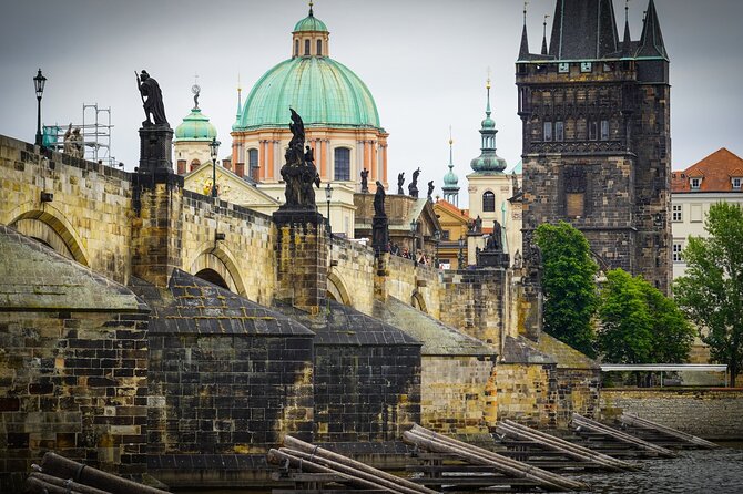 Charles Bridge: River Boat Cruise & Guided Tour ️with PragueWay - Why this Charles Bridge walk-and-boat combo works on a short visit