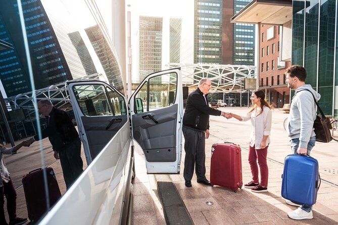 Comfortable Private Arrival Transfer from Prague Airport - Drop-off at Your Hotel, Without Detours