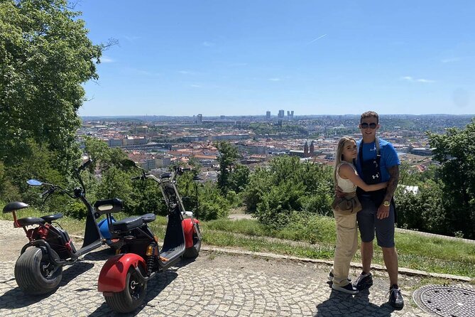 Create your own route on eScooter and enjoy Prague on wheels! - Getting started at Uhelný trh: helmets, training, and a phone mount