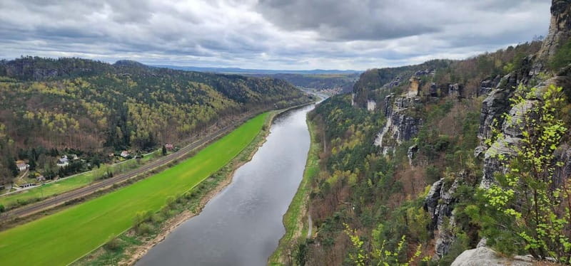 Day trip from Prague to Bohemian and Saxon Switzerland - Lunch in a local restaurant, and why it is part of the value