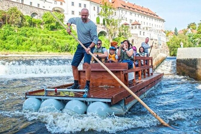 Day Trip to the Fairytale Town of Cesky Krumlov - Český Krumlov Castle: Your 60 Minutes of Renaissance Drama