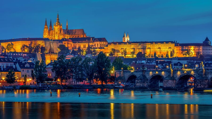Day trips from Vienna: Prague One Day Guided Tour - Tips to make the day feel smoother