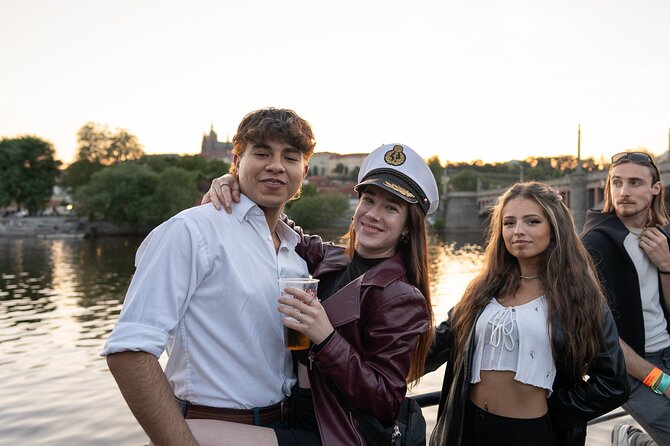 Drunken Monkey Prague Boat Party w/ 2hr Open Bar, DJ & Club Entry - The Night-By-Laws Reality After 10 pm