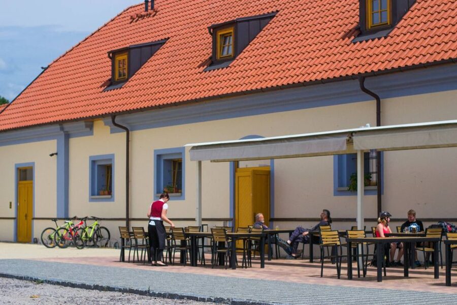 E-Bike Day Trip: Visit a Roman Castle and Taste Craft Beer - The calm approach to Karlstejn: when the river does the work