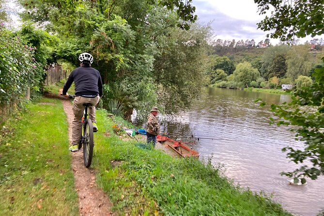 E-Bike Full-Day Trip From Prague: The Mighty Karlstejn Castle - Dobrichovice café break: cake, coffee, and a medieval stop