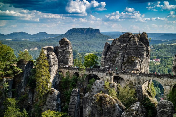 Elbe Canyon & Narnia Movie Locations Day Trip - How the Tišké steny Hike Works, and What to Wear