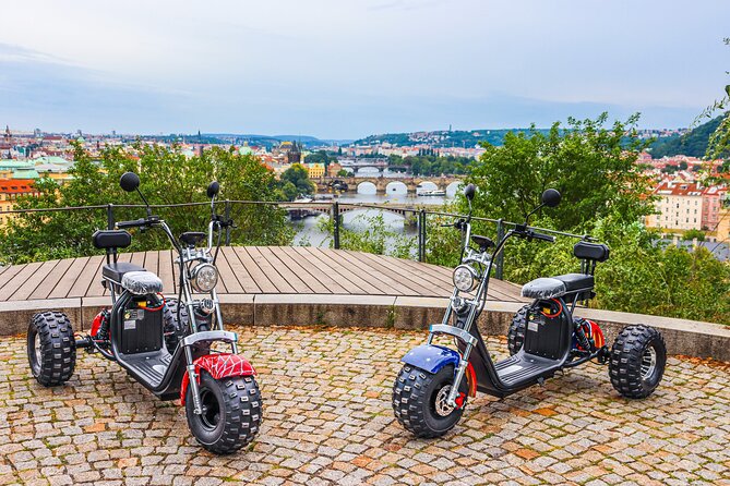 Electric Trike Tour in Prague - City Sightseeing & Fun Riding - Old Town Square and the Astronomical Clock at a Sprint