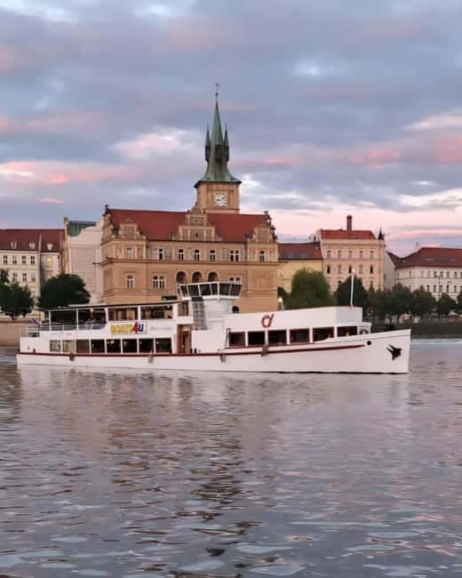 Evening cruise through Prague with 3-course served menu - Key things I’d bet you’ll care about