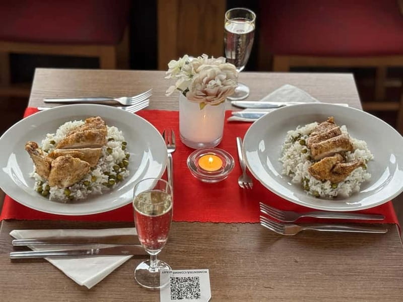 Evening cruise through Prague with buffet dinner - Who this cruise fits best