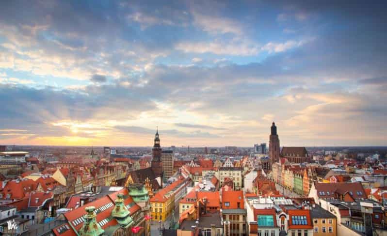 From Dresden: Prague Guided Day Trip by Coach - Meeting point at Dresden Hauptbahnhof, and how to avoid day-of stress