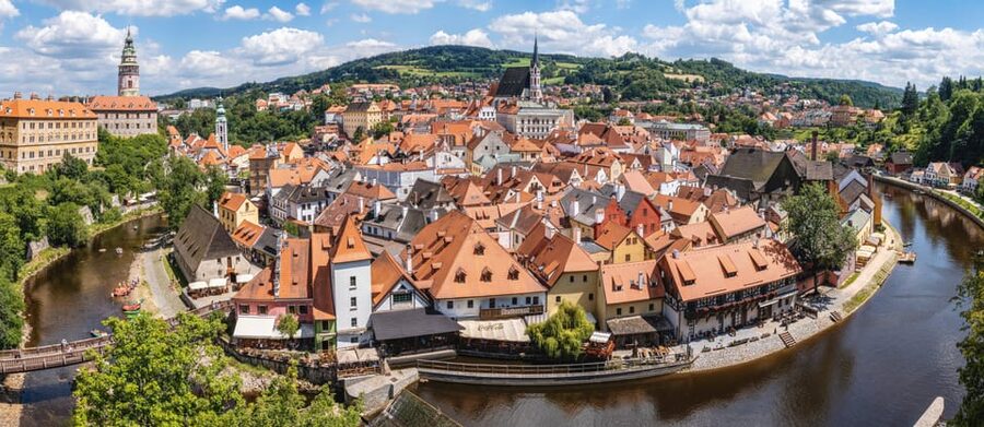 From Prague: Český Krumlov Full-Day Tour with Pickup - Price and value: what $119 really buys you