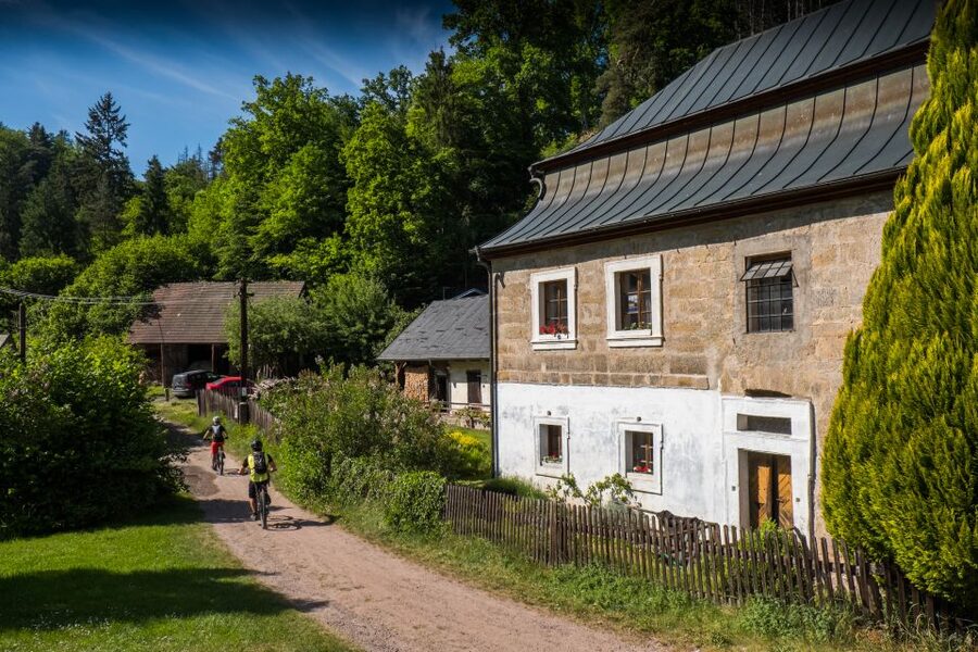From Prague: E-Mountain Biking Trip to the Bohemian Paradise - Price and value: what you get for about $151