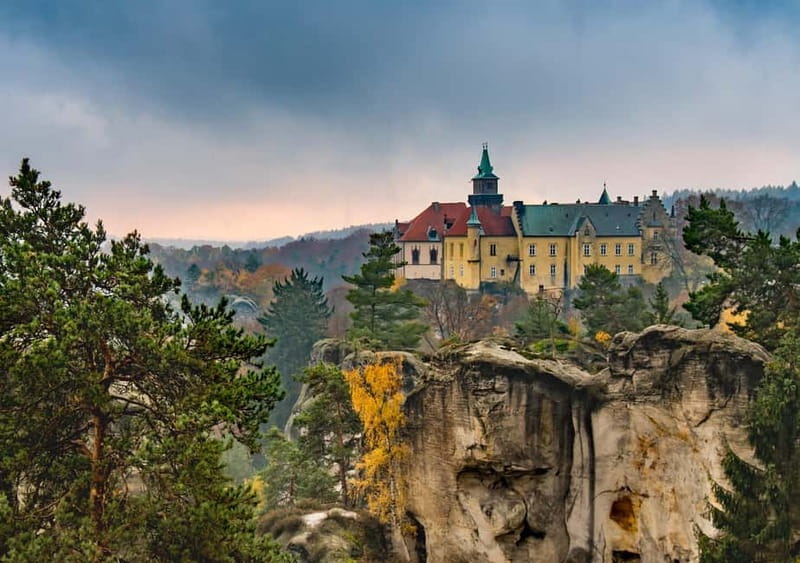 From Prague: Hike the Hidden Valleys of Bohemian Paradise - The hike itself: 8 km, 400 m up and down, and plenty of stairs