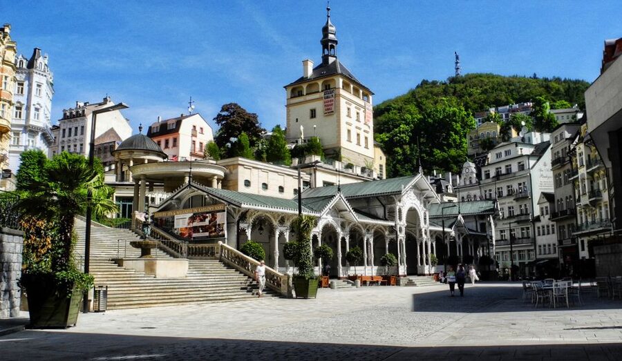 From Prague: Karlovy Vary Full-Day Tour - The Town Center Walking Time, Plus Space to Shop