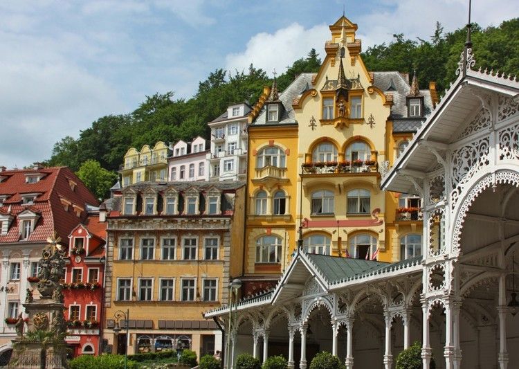 From Prague: Karlovy Vary Full-Day Tour - Who Should Book This Day Trip, and Who Might Want Something Else