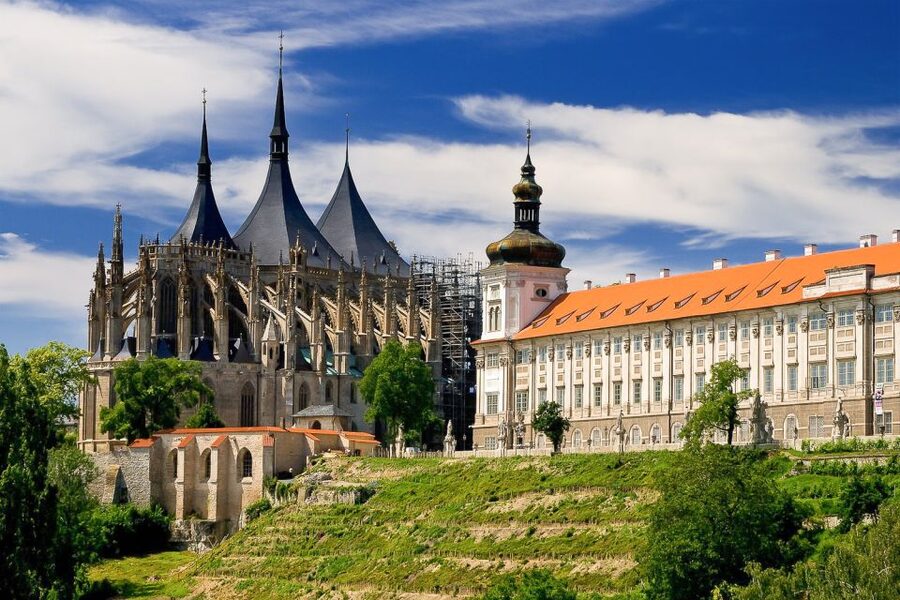 From Prague: Kutná Hora, St.Barbara’s Church, Sedlec Ossuary - Key Highlights Worth Clocking