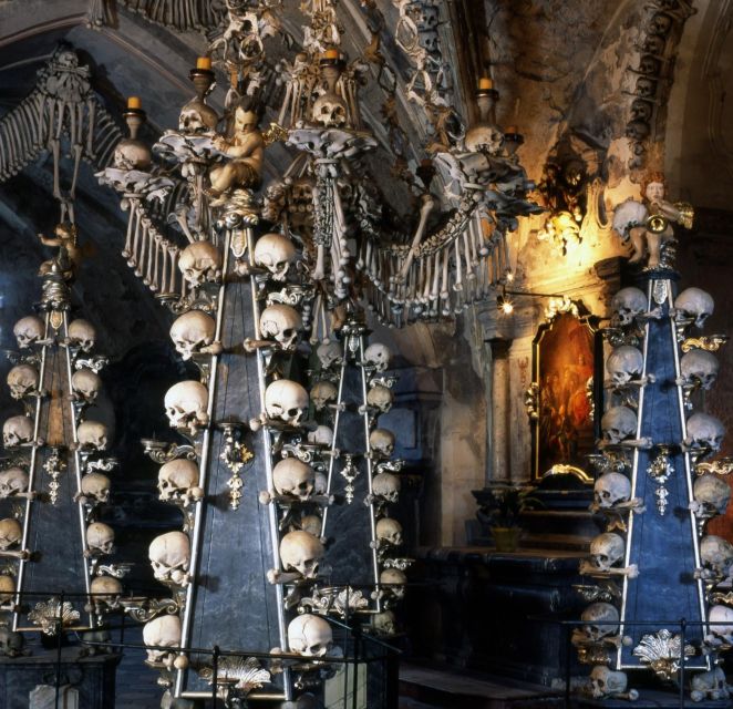 From Prague: Kutna Hora Walking Tour & St. Barbara Cathedral - What to bring, and what to leave at home