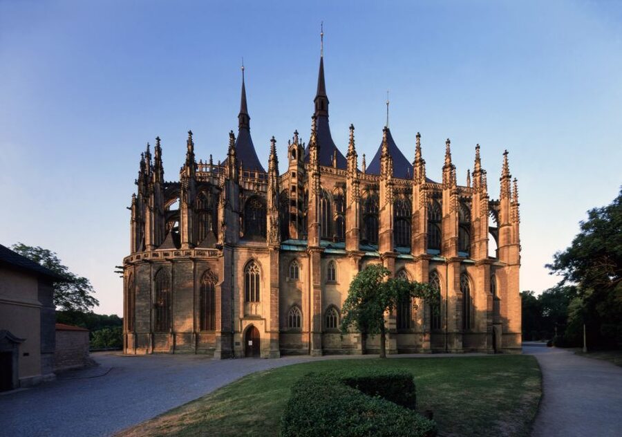 From Prague: Kutna Hora Walking Tour & St. Barbara Cathedral - UNESCO Kutná Hora streets: medieval mining that still shows