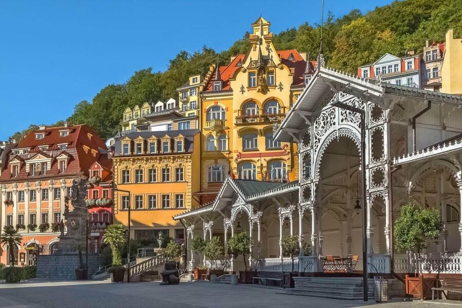 From Prague: One day trip to Karlovy Vary - Walking the colonnades and seeing where spa life happens
