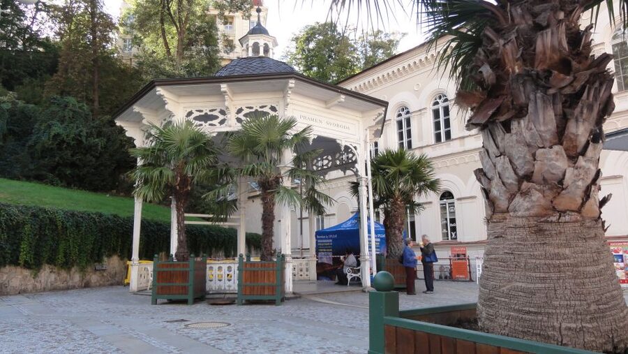 From Prague: Private Karlovy Vary & Crystal Factory Tour - Price and value for a group up to 3