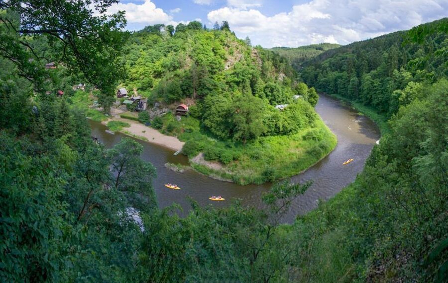 From Prague: Sazava River Canoe Day Trip for All Levels - Why This Sazava Canoe Day Trip Works for First-Timers