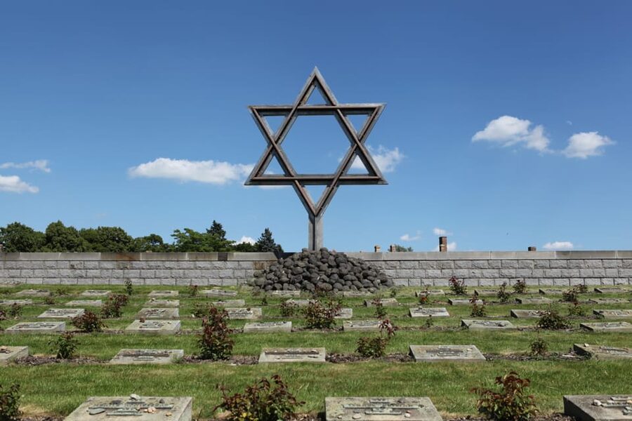 From Prague: Terezín Concentration Camp Day Tour - Ghetto Museum and Magdeburg Barracks: Where the Details Stick