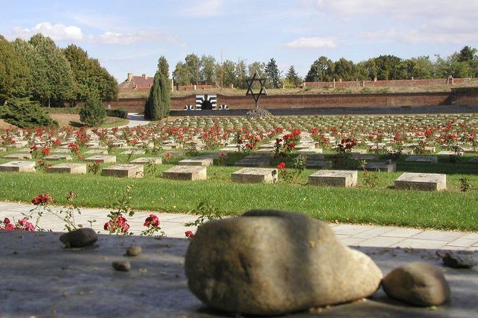 From Prague: Terezin with Admissions - Getting to Terezín: the transfer is part of the experience