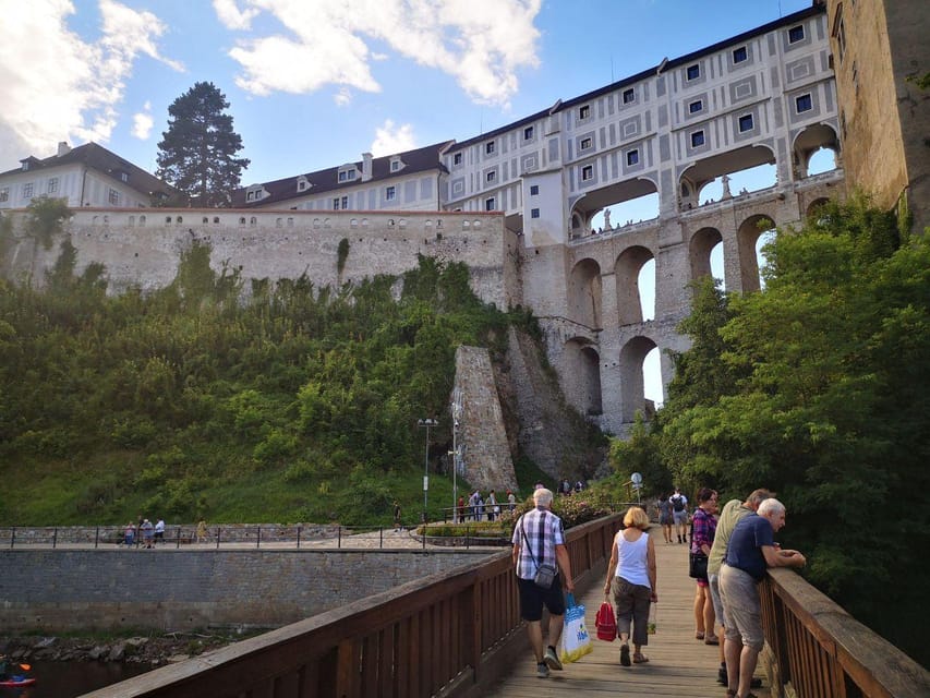 From Prague to Český Krumlov in a small group, with fun incl - Price and value: is $131 for a Krumlov day trip from Prague a good deal?