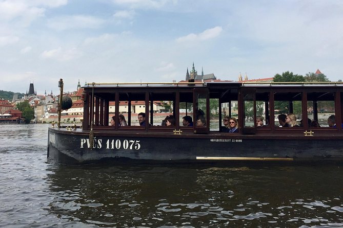Full-Day Private Prague City tour: Prague Castle and Vltava River Cruise - Why Prague Castle plus a Vltava cruise is a winning combo