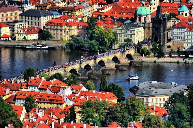 Full-Day Private Prague City tour: Prague Castle and Vltava River Cruise - Charles Bridge and Staromestske namesti: two famous icons with different jobs