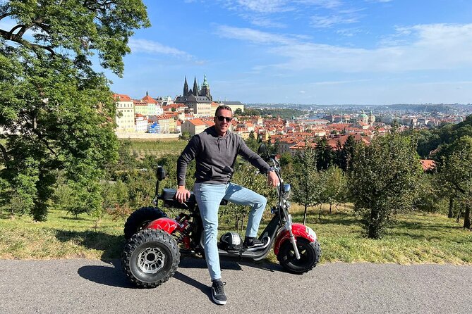 Grand City Tour on E-Trike in Prague - Starting at Štěpánská 55: training, setup, and getting rolling