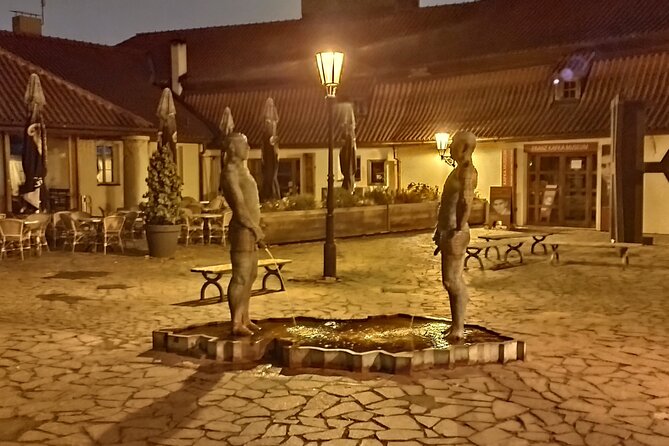Guided Old Town & Jewish quarter Walking Tour Prague (Tip-based) - Pacing, Comfort, and Who Will Enjoy This Most